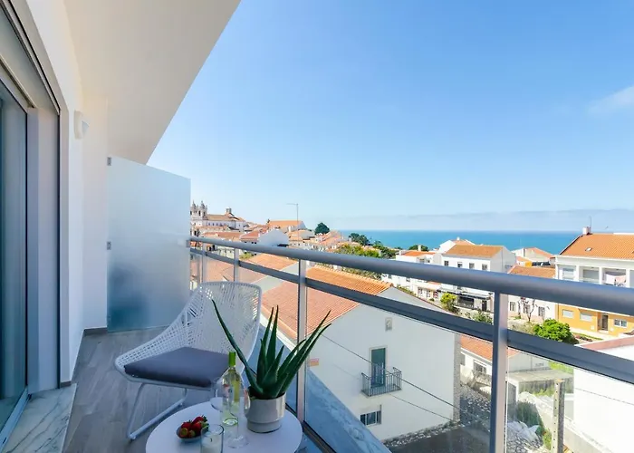 Pico Do Feliz - The Penthouse & The Village By Silver Prop نازاريه