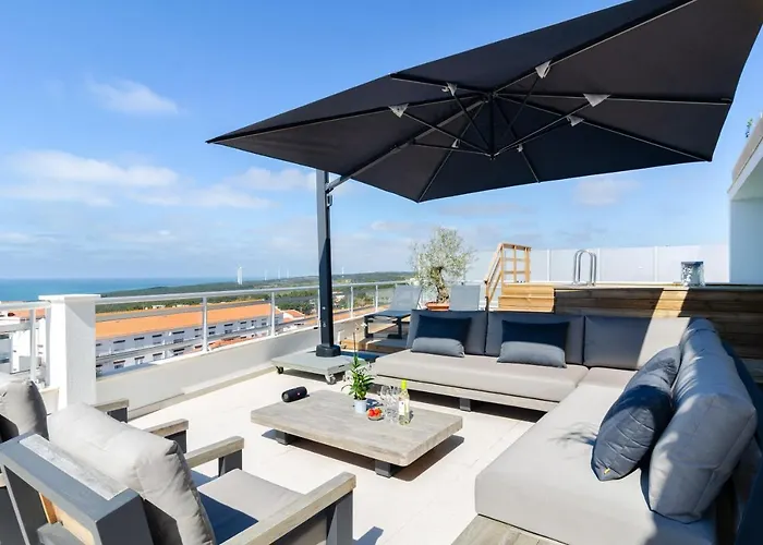 Pico Do Feliz - The Penthouse & The Village By Silver Prop شقة نازاريه