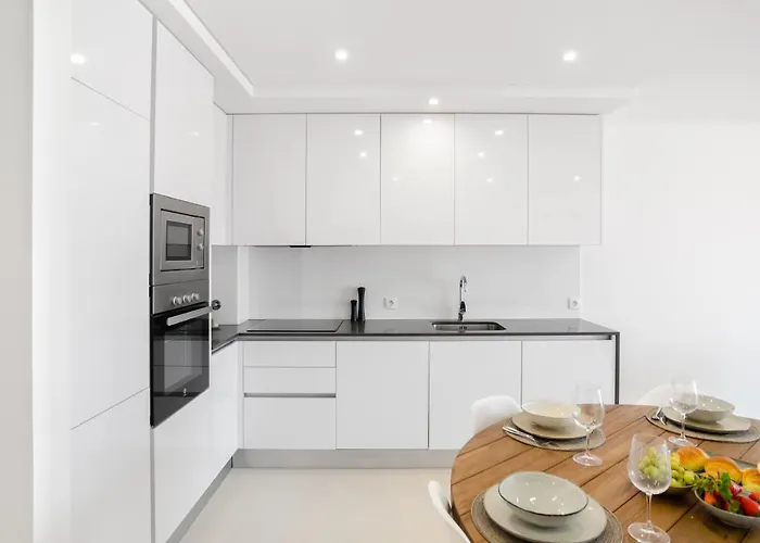 דירה Pico Do Feliz - The Penthouse & The Village By Silver Prop נאזרה