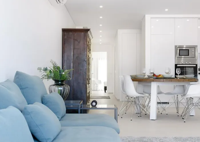 Pico Do Feliz - The Penthouse & The Village By Silver Prop * נאזרה