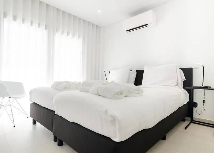 דירה Pico Do Feliz - The Penthouse & The Village By Silver Prop נאזרה